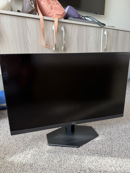 AOC Gaming Q27G42ZE – 27”, QHD, Fast IPS, 240Hz / 260Hz, 1ms