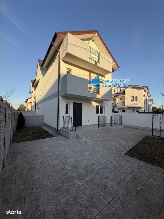 Duplex 6 camere-4bai-Mansarda utila-Toate utilitatile-Strada asfaltata