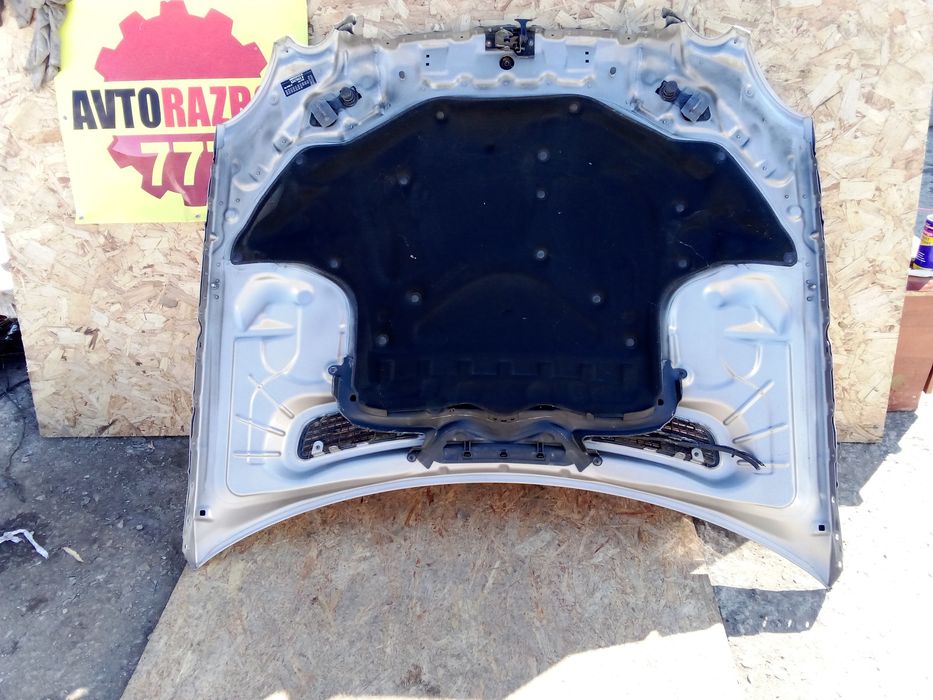 Капот на Мерседес W211