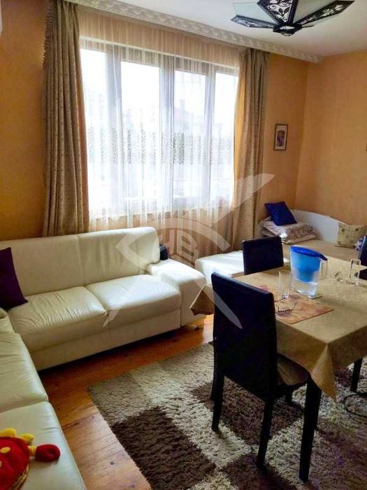 Продава се Етаж от къща в Карнобат - 91 кв.м за 854 €/кв.м - Снимка #2
