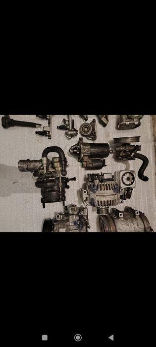 Продам по запчастям двигатель