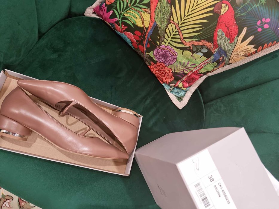 Туфли, жен, 38 р, Charles & Keith