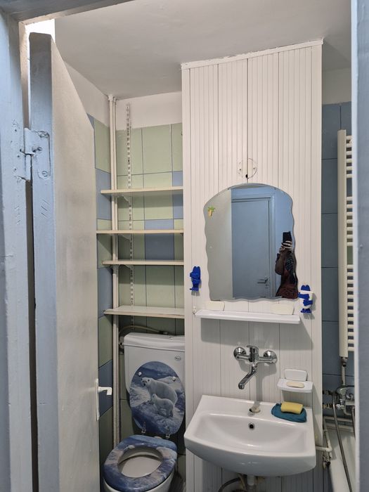 Închiriez garsoniera lângă UMFST
