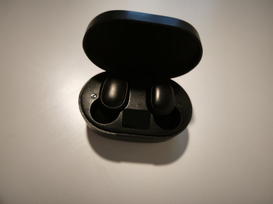 Cāsti in ear  NOU