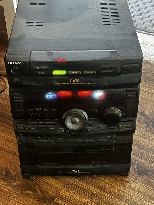 Музикална уредба Sony RX-70