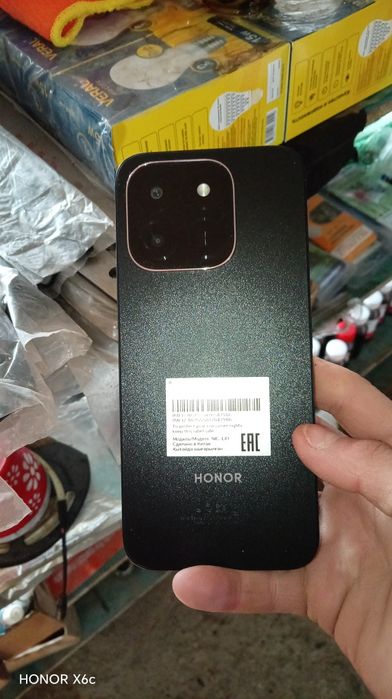 Assalomu alaykum bizdaHonor x6c xolati ideal hotira 128Gb