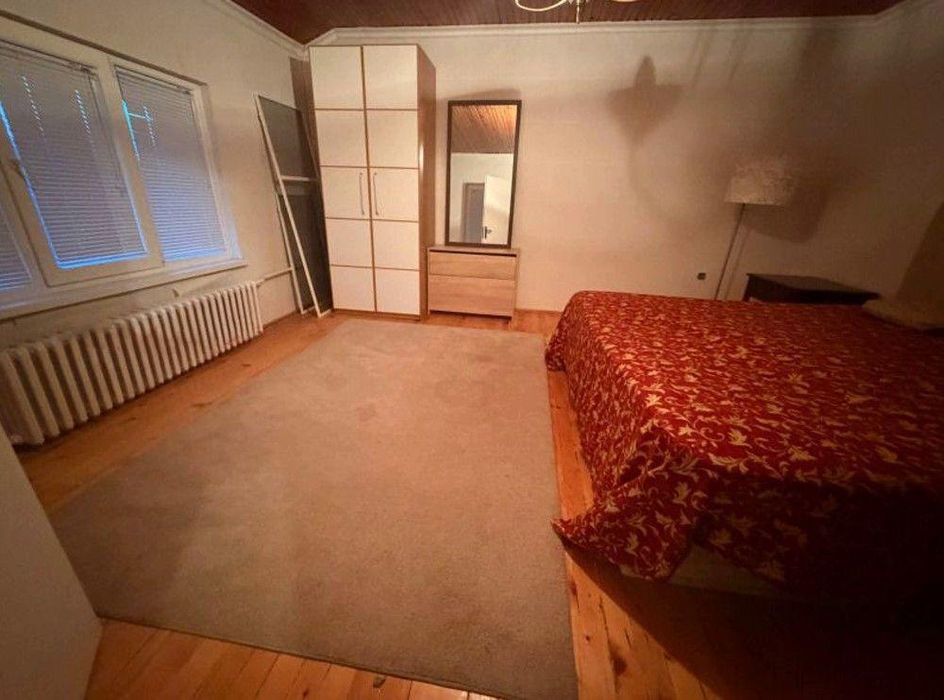 Дава се под наем Етаж от къща в София, Драгалевци - 139 кв.м за 796.62 € - Снимка #4