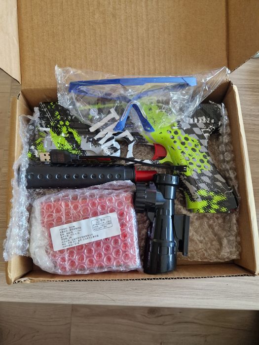 Пистолет с гелови топчета