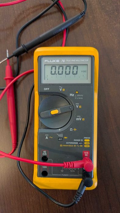 Fluke 76 True RMS Multimetru