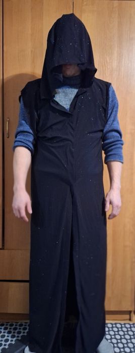 Продам костюмы разные тематики