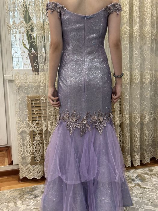 Платье вечернее ,нарядное