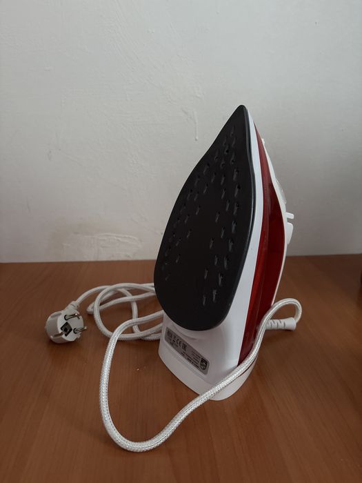 Утюг , абсолютно новый