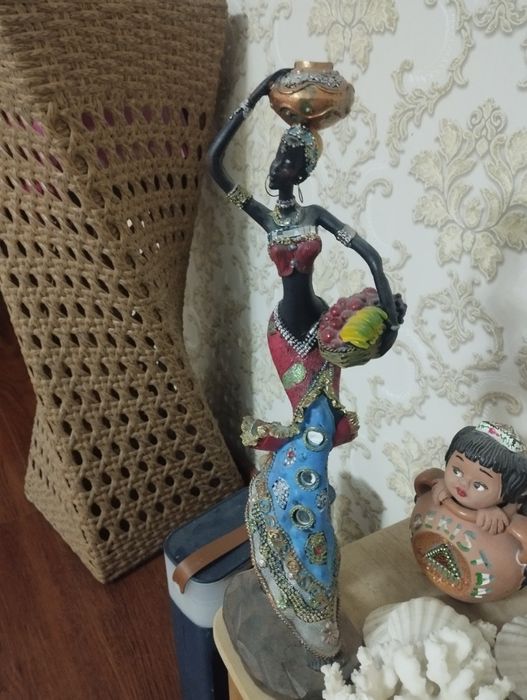 африканская статуэтка