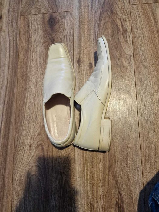 Pantofi eleganti din piele