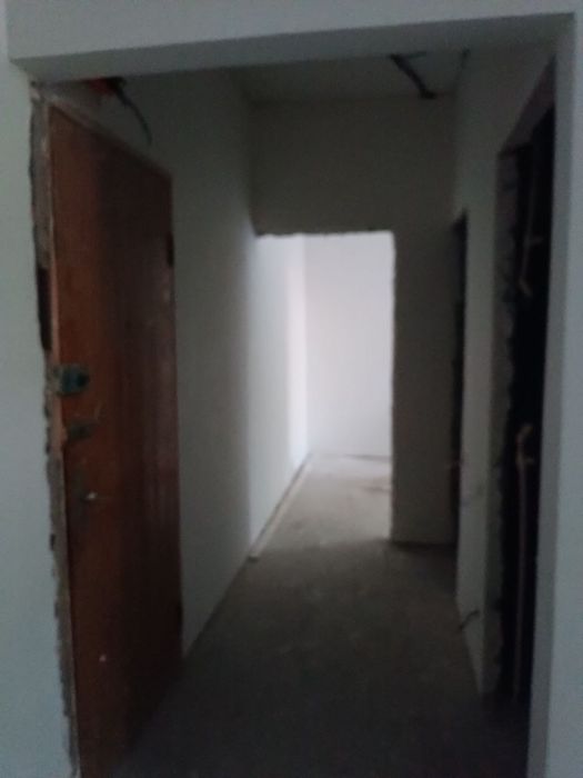 2/2/4 юнусабад 8, круг, бывший ресторан Юнусабада