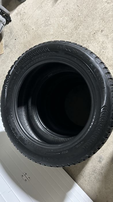 Продам Шины шипованные Nokian Haka8