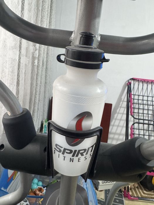 Продам Тренажер для ходьбы (Эллипс)