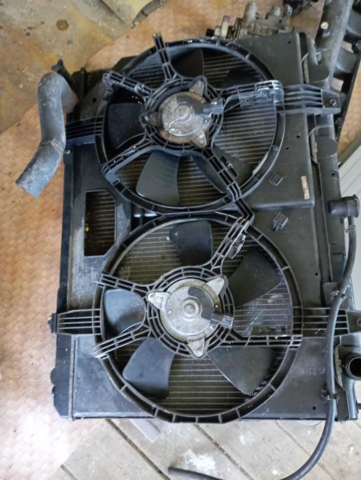 De vânzare piese Nissan Xtrai 2003 Land ROVER frilender