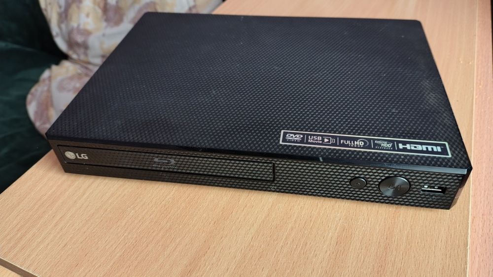Vând dvd Blu-Ray Lg