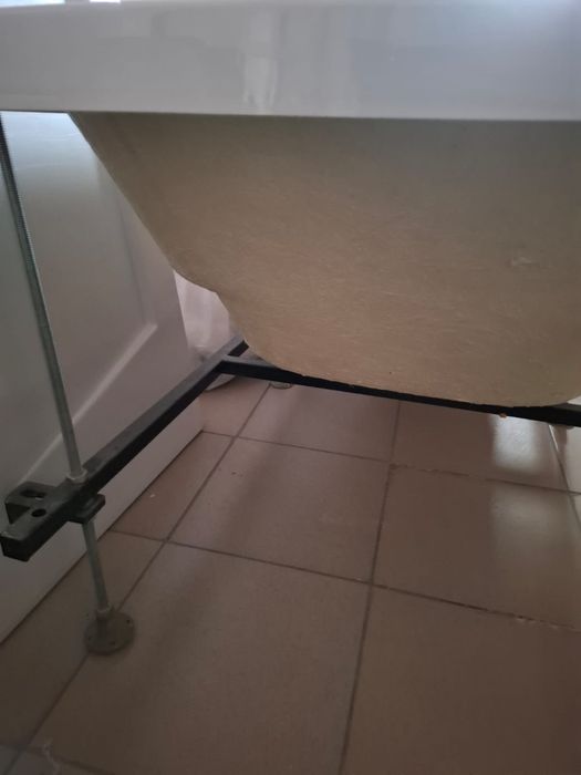 Продам ванну акриловую