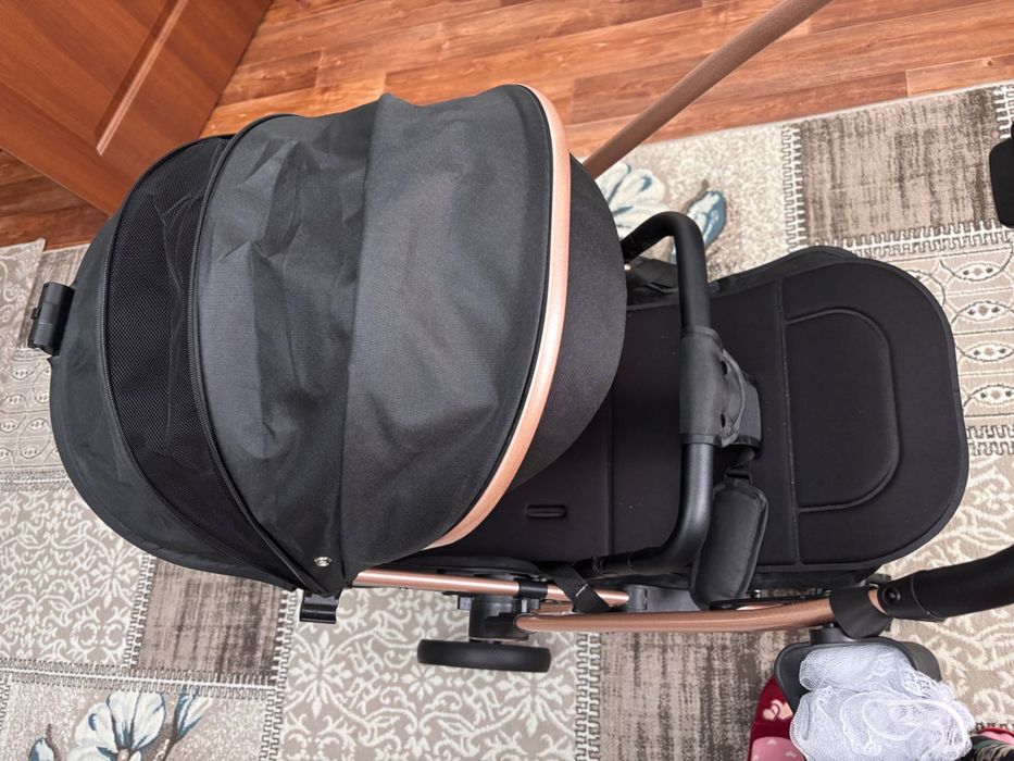 Коляска детская новая