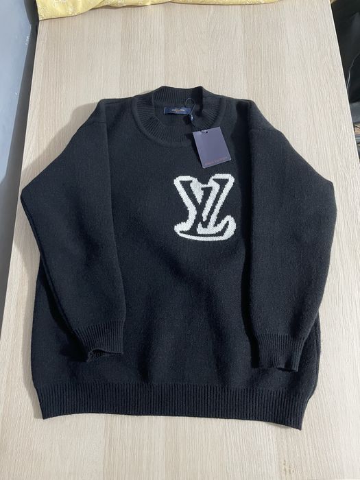 Pulover LV Nou cu eticheta Marimea S