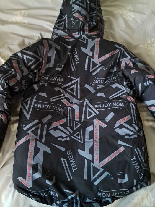 Топло зимно яке подходящо за 10 год.момче