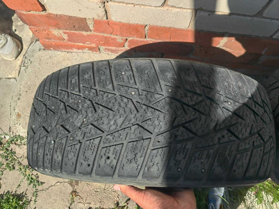 Зимние шины 215/55/17