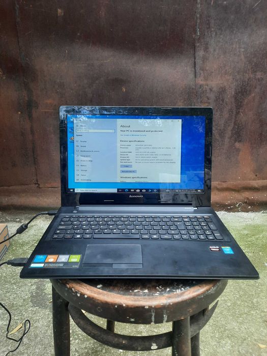 Convenabil 4 bucati laptop Dell C640, Inspiron 4000, Lenovo i7 si i3