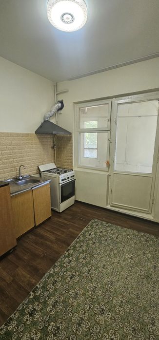 Аренда коракамиш 2/1 галаба боги оилага берилади  гилам бор