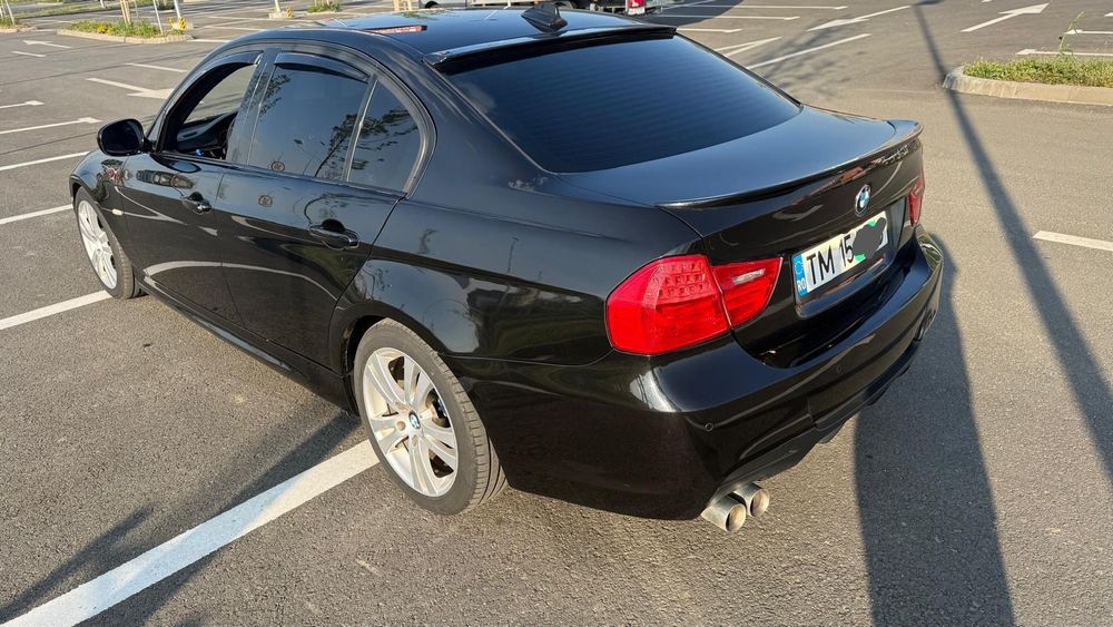 Vând / Schimb BMW E90 320D Facelift  M paket
