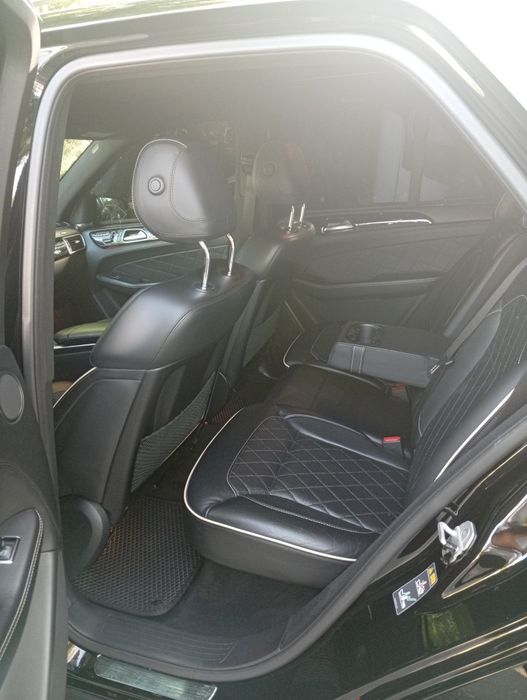 Mercedes Benz ML400