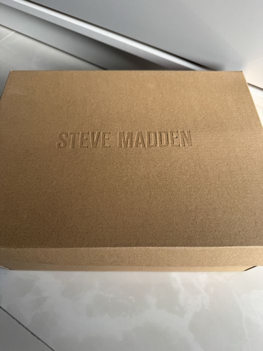 НОВО! Кецове Steve Madden