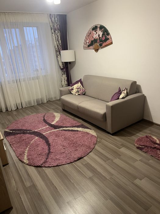 Inchiriez apartament 2 Camere str L.C. Babes