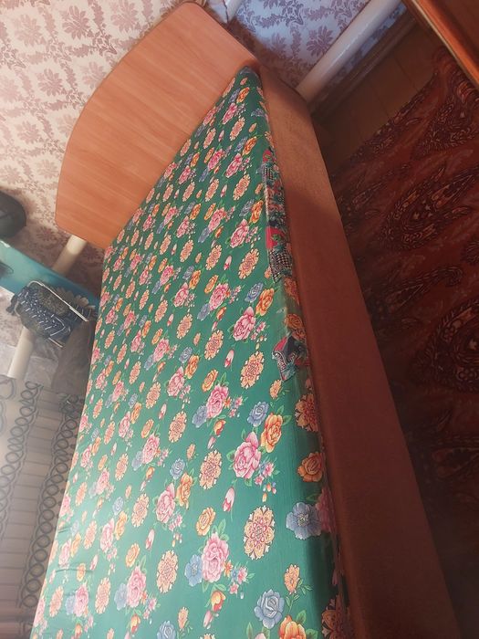 Продам кровать 120×200