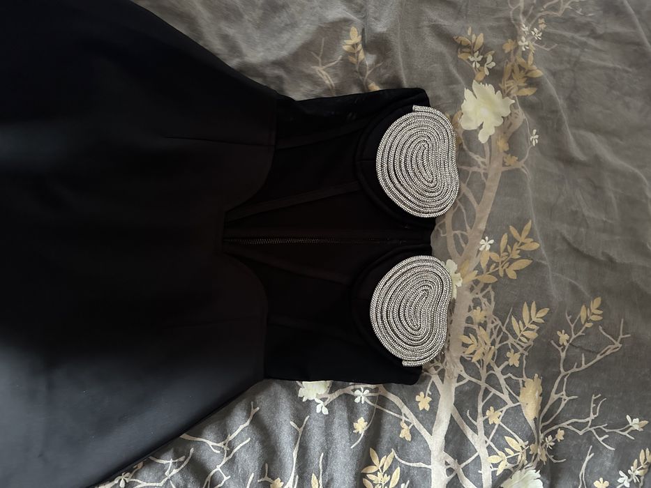 Рокля със сребърни мотиви