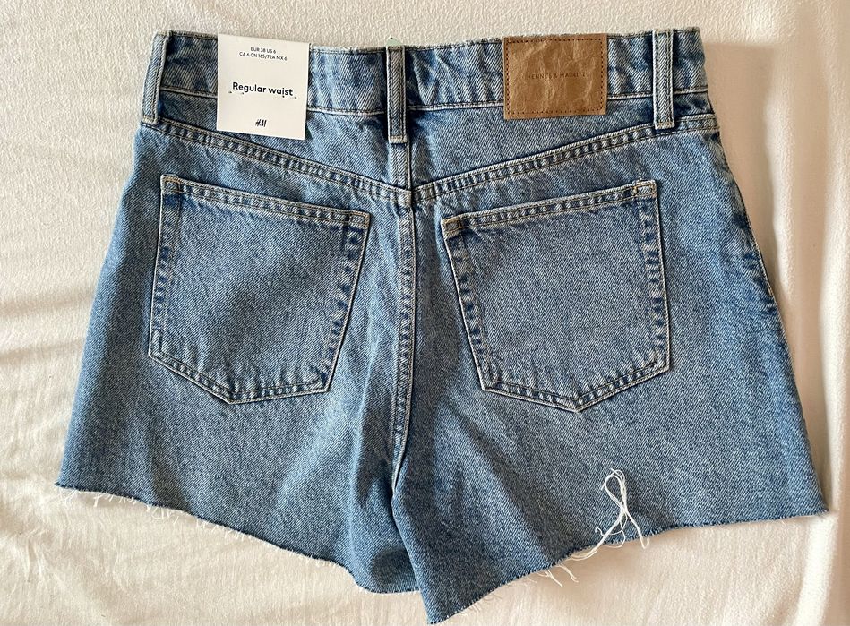 Blugi scurti H&M, marimea 38
