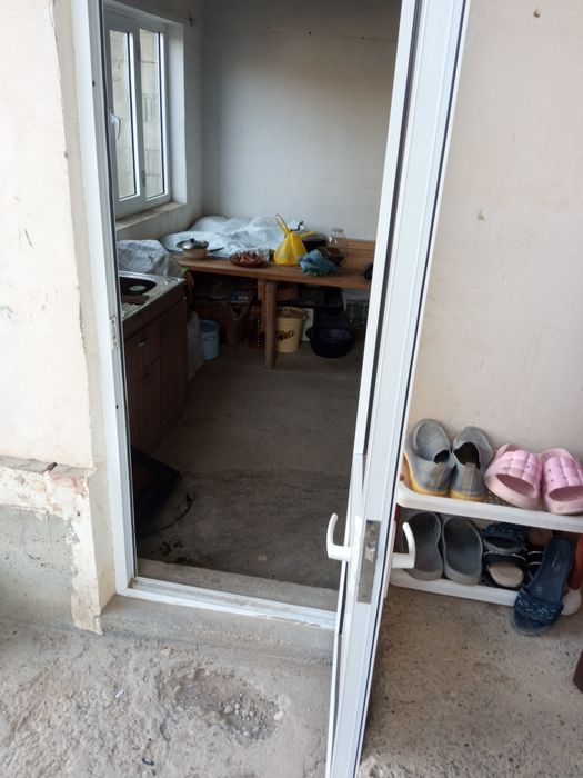 Савин савхозда Ховле уй сотиладе.45миг долер