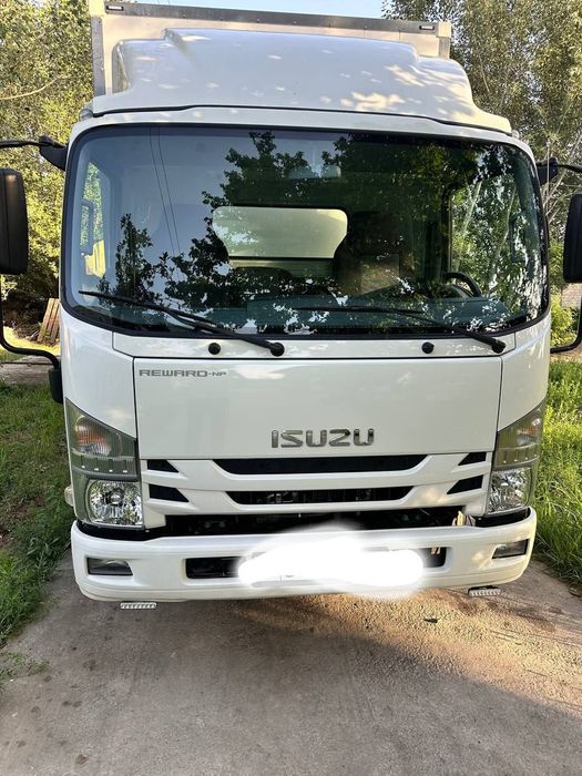 ISUZI NPR 75 sotiladi