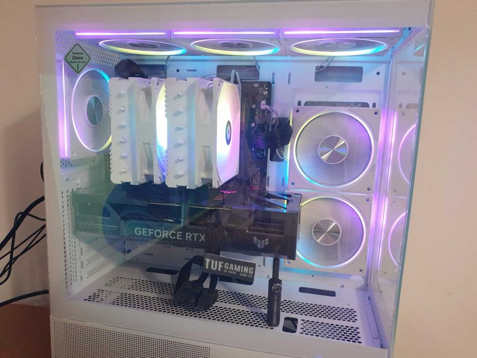 unitate pc ryzen 7 9800x3d cu amd RTX 3090 de 24 GB -noua alba