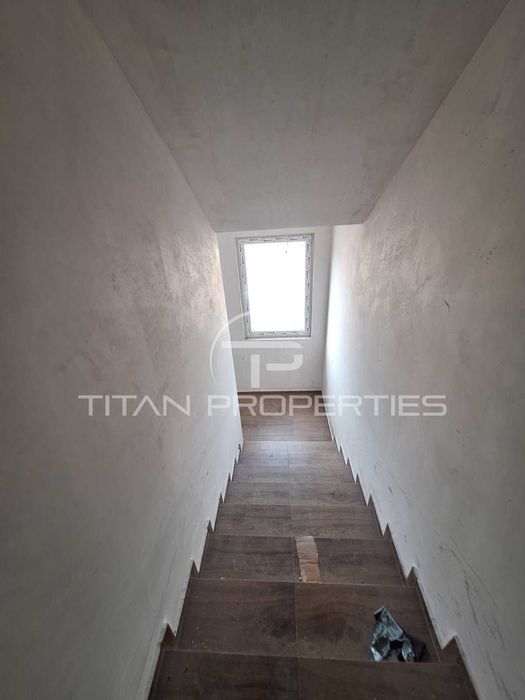 Продава се Многостаен апартамент в Пловдив, Остромила - 203 кв.м за 1005 €/кв.м - Снимка #13