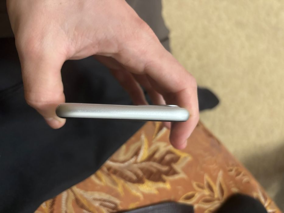 Aplle iphone 11.