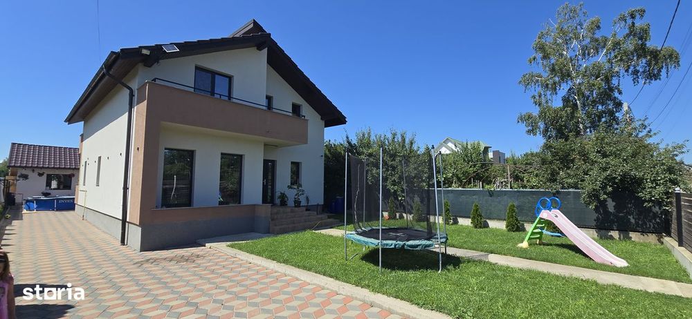 Casa P+M, caramida, 2020, zona de case in oras