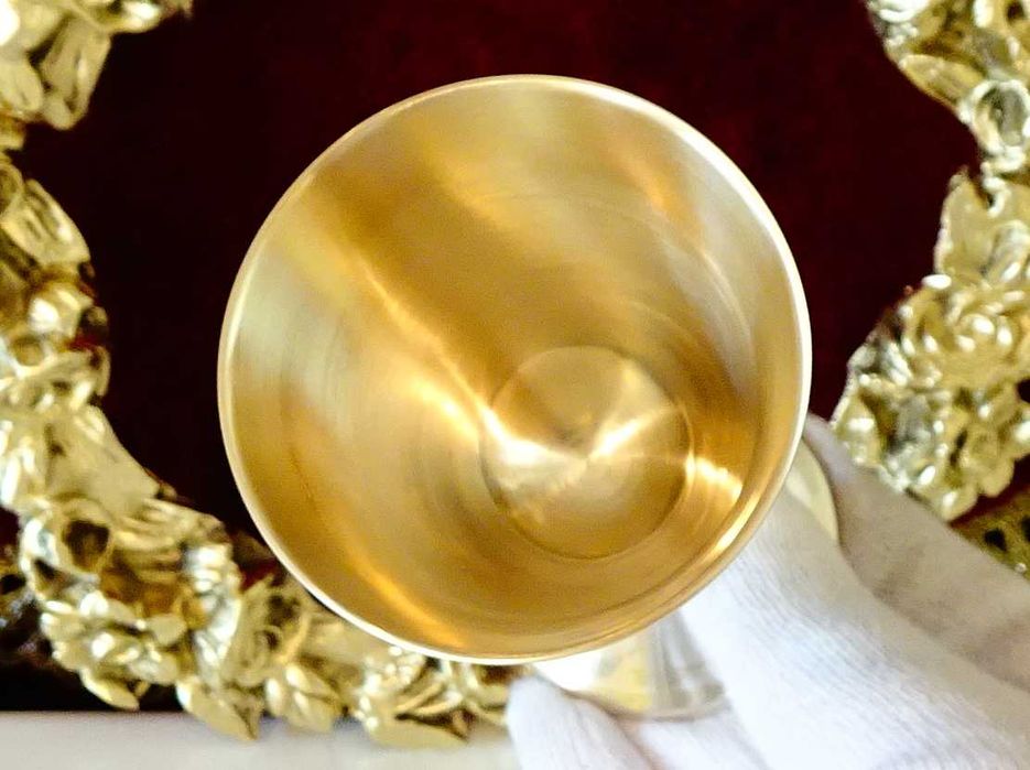 Бронзови чаши за ракия с разкошен бароков релеф,кана.