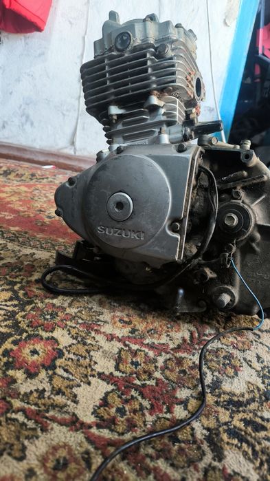 Suzuki 124cc   двигатель