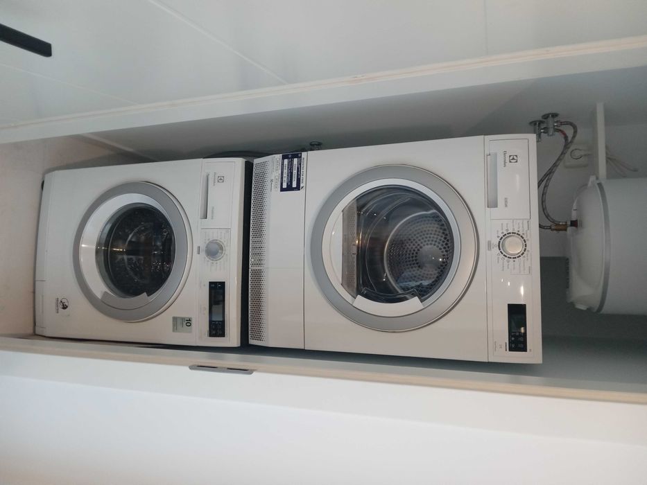 Дава се под наем Тристаен апартамент в София, Изток - 86 кв.м за 663 € - Снимка #7