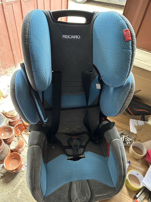 Столче за кола Recaro