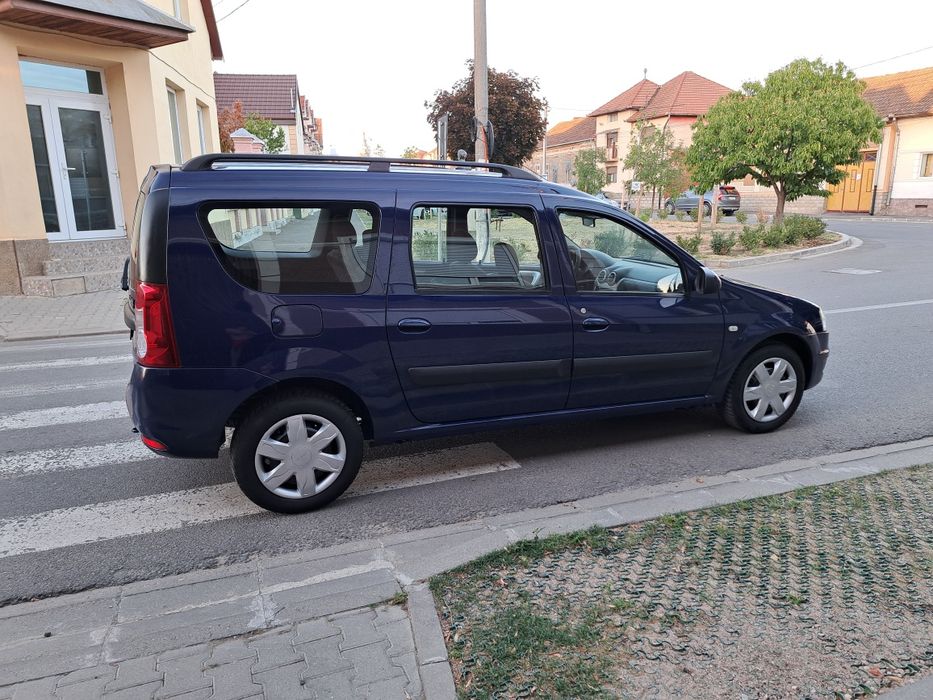 Dacia Logan  MCV 1.6 MPI,  an 2009, import Germania.