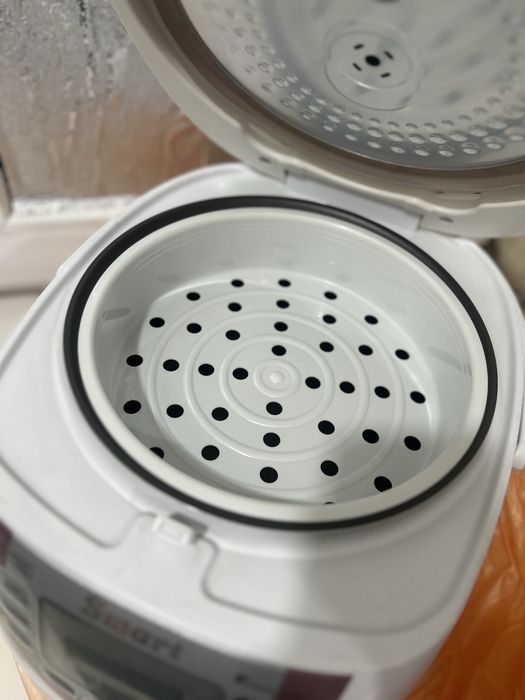 мультиварка продается срочно