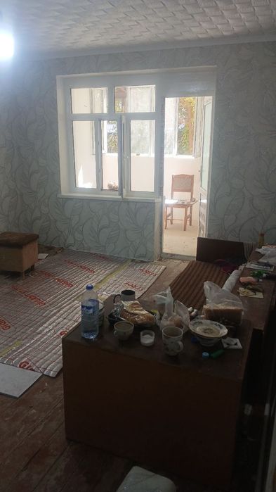 2/1/2 Янгиюль. Продам.